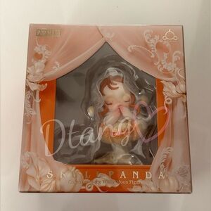 [SOLD‼️] Skullpanda Covenant of the white moon figure